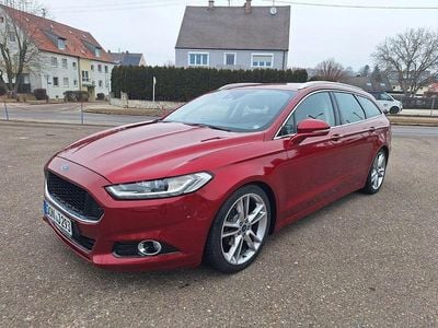 Rot Gebraucht 2016 Ford Mondeo ST Limousine | 16.499 € (Fairer Preis)