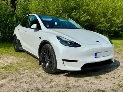 Käytetty Tesla Model Y Performance 392 kW (534 HP) 2022 Valkoinen Katumaasturi