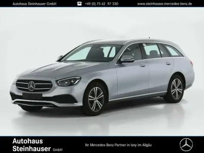 Gebraucht Mercedes E220 Avantgarde 200 PS (147 kW) 2022 Lack hightechsilber Kombi