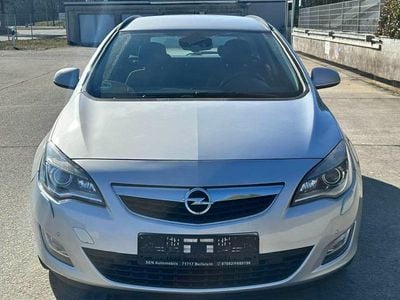 Gebraucht Opel Astra 116 PS (85 kW) 2010 Silber Kombi
