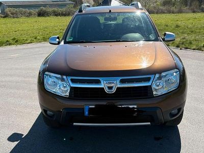 Second-hand Dacia Duster 105 CP (77 kW) 2012 Maro SUV