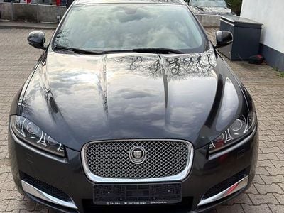 Gebraucht Jaguar XF Sportbrake 200 PS (147 kW) 2013 Schwarz Kombi