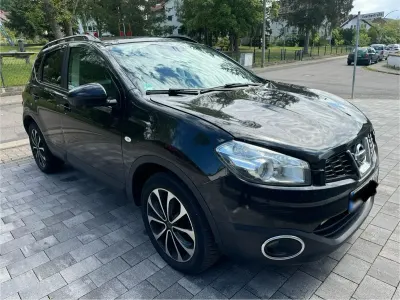 Gebraucht Nissan Qashqai 360º 150 PS (110 kW) 2013 Schwarz SUV