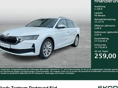 Gebraucht Skoda Octavia Selection 150 PS (110 kW) 2025 Moonweiss metallic Kombi