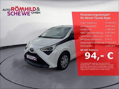 Pianosaweiß Gebraucht 2020 Toyota Aygo Business Edition Kleinwagen | 10.490 € (Fairer Preis)