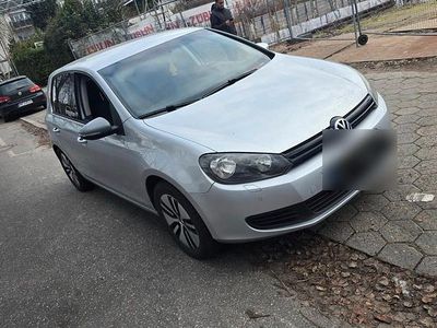 Gebraucht VW Golf VI 105 PS (77 kW) 2010 Silber Kleinwagen