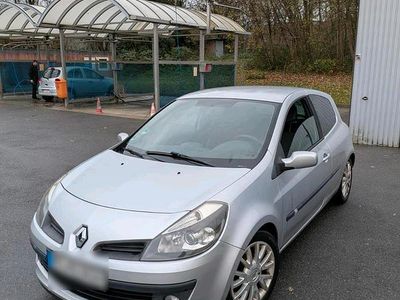 Gebraucht 2006 Renault Clio III Kleinwagen | 800 €
