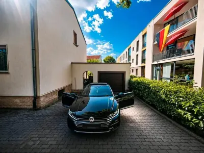 Gebraucht VW Arteon R-line 190 PS (139 kW) 2019 Schwarz Kleinwagen