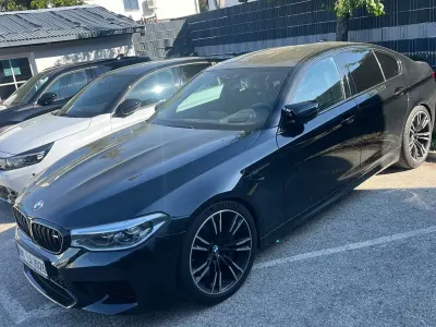 Używany BMW M5 Basis 600 KM (441 kW) 2020 Czarny Sedan/Limuzyna