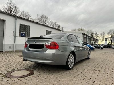 gebraucht BMW 320 D Aut