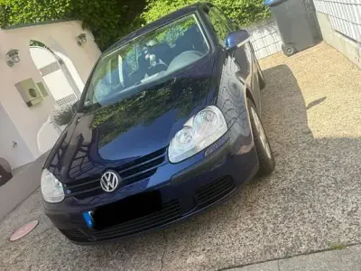 Gebraucht VW Golf IV 105 PS (77 kW) 2005 Blau Limousine