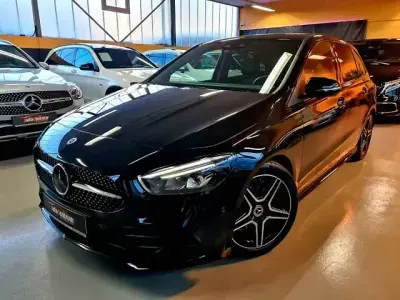 Gebraucht Mercedes B200 AMG 163 PS (119 kW) 2022 Kosmosschwarz Van / Kleinbus
