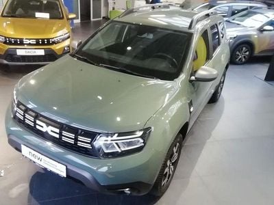 Grün Gebraucht 2023 Dacia Duster Journey SUV | 17.990 € (Guter Preis)