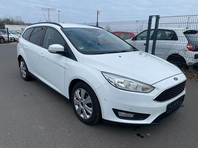 gebraucht Ford Focus Turnier 1.5 TDCi Business Klimaaut. Navi