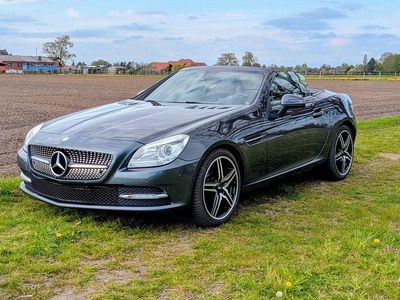 Gebraucht Mercedes SLK200 184 PS (135 kW) 2013 Grau Cabrio