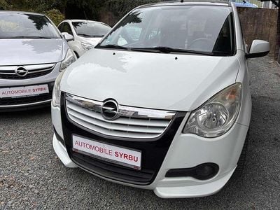 Gebraucht Opel Agila 68 PS (50 kW) 2009 Weiß Kleinwagen