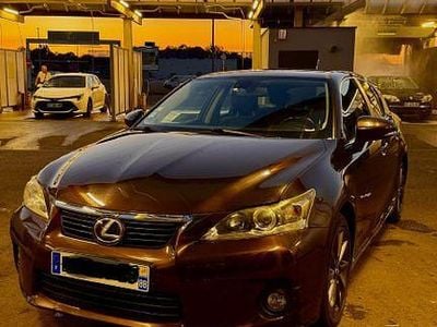 Lexus CT200h