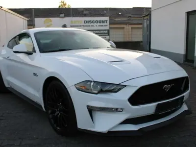 Gebraucht Ford Mustang GT Fastback 449 PS (330 kW) 2020 Weiss (metallic) Coupé