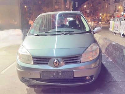 Grün Gebraucht 2005 Renault Scénic II Expression Van / Kleinbus | 1.500 € (Guter Preis)