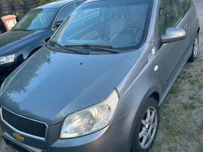Gebraucht Chevrolet Aveo 84 PS (61 kW) 2009 Grau Limousine
