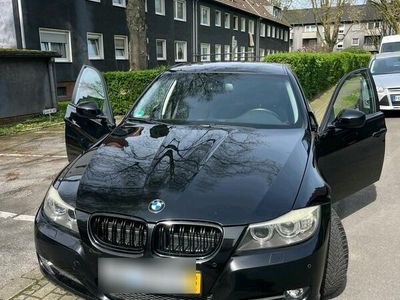 gebraucht BMW 320 i -