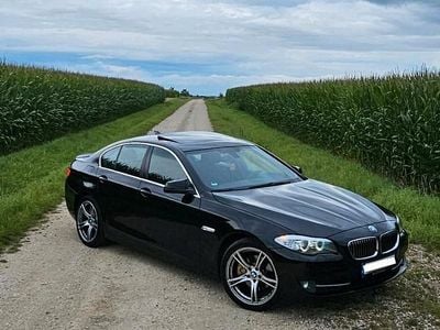 Gebraucht BMW 520 M Sport 184 PS (135 kW) 2013 Schwarz Limousine