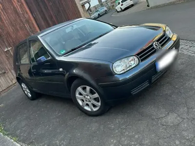 Gebraucht VW Golf IV 75 PS (55 kW) 2002 Blau Kleinwagen