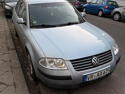 Używany VW Passat 115 KM (84 kW) 2001 Sedan/Limuzyna