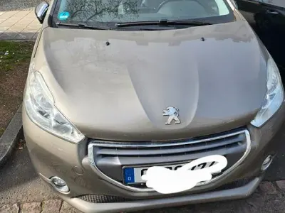 Usata Peugeot 208 Allure 95 CV (69 kW) 2012 Grigio Utilitaria
