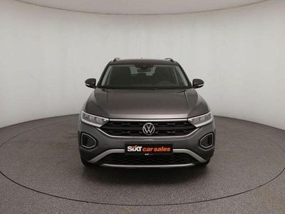 Second-hand VW T-Roc Life 110 CP (80 kW) 2022 Gri SUV