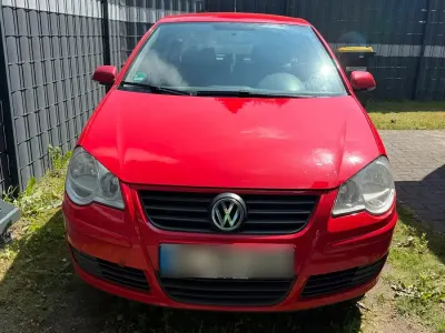 Gebraucht VW Polo 68 PS (50 kW) 2005 Rot Kleinwagen