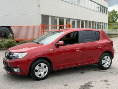 Gebraucht Dacia Sandero Comfort 90 PS (66 kW) 2018 Rot Limousine