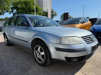 Gebraucht VW Passat Comfortline 131 PS (96 kW) 2003 Grau Kombi