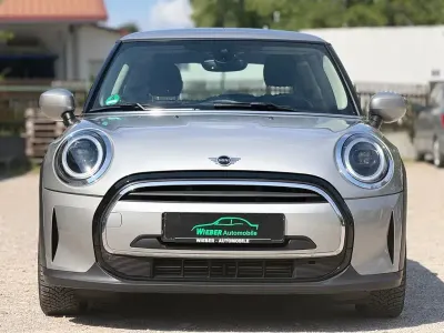 Gebraucht Mini Cooper Essential 136 PS (100 kW) 2023 Silber Kleinwagen