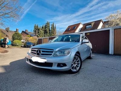 Gebraucht Mercedes C200 136 PS (100 kW) 2008 Silber Limousine