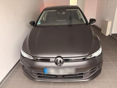 Gebraucht VW Golf VIII Style 150 PS (110 kW) 2025 Schwarz Kleinwagen