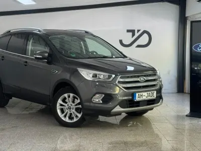 Używany Ford Kuga Titanium 175 KM (128 kW) 2018 Szary SUV