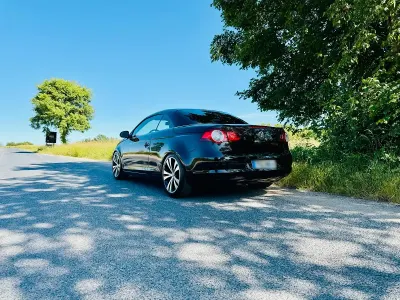 Gebraucht VW Eos 140 PS (102 kW) 2008 Schwarz Cabrio