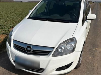 Gebraucht Opel Zafira 150 PS (110 kW) 2011 Weiß Van / Kleinbus