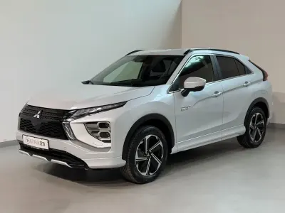 Gebraucht Mitsubishi Eclipse Cross Plus 188 PS (138 kW) 2022 Weiß SUV