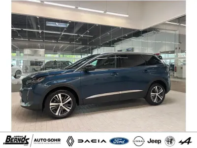 Gebraucht Peugeot 5008 Allure 131 PS (96 kW) 2023 Celebes blau metallic Van / Kleinbus