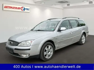 Usado Ford Mondeo Ambiente 145 CV (106 kW) 2005 Plateado Familiar