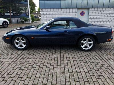 Gebraucht Jaguar XK8 284 PS (208 kW) 2001 Blau Cabrio