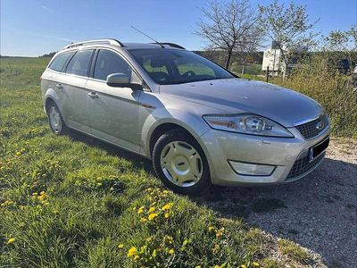 Gebraucht Ford Mondeo Ghia 145 PS (106 kW) 2008 Silber Kombi