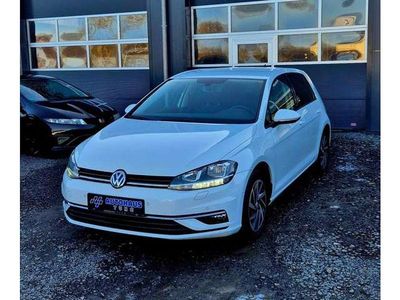 Gebraucht VW Golf VII Sound 86 PS (63 kW) 2017 Pure white Limousine