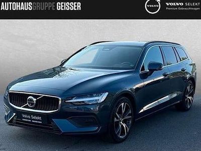 Usata Volvo V60 Core 197 CV (144 kW) 2025 Blu Station wagon