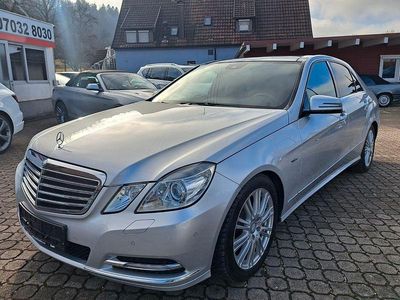 Gebraucht Mercedes E220 170 PS (125 kW) 2011 Silber Limousine