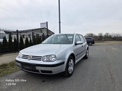 Gebraucht VW Golf IV 103 PS (75 kW) 2003 Silber Kleinwagen