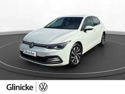 Gebraucht VW Golf VIII Style 204 PS (150 kW) 2022 Weiß Limousine