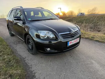 Gebraucht Toyota Avensis Travel 129 PS (94 kW) 2007 Black mica / ink Kombi